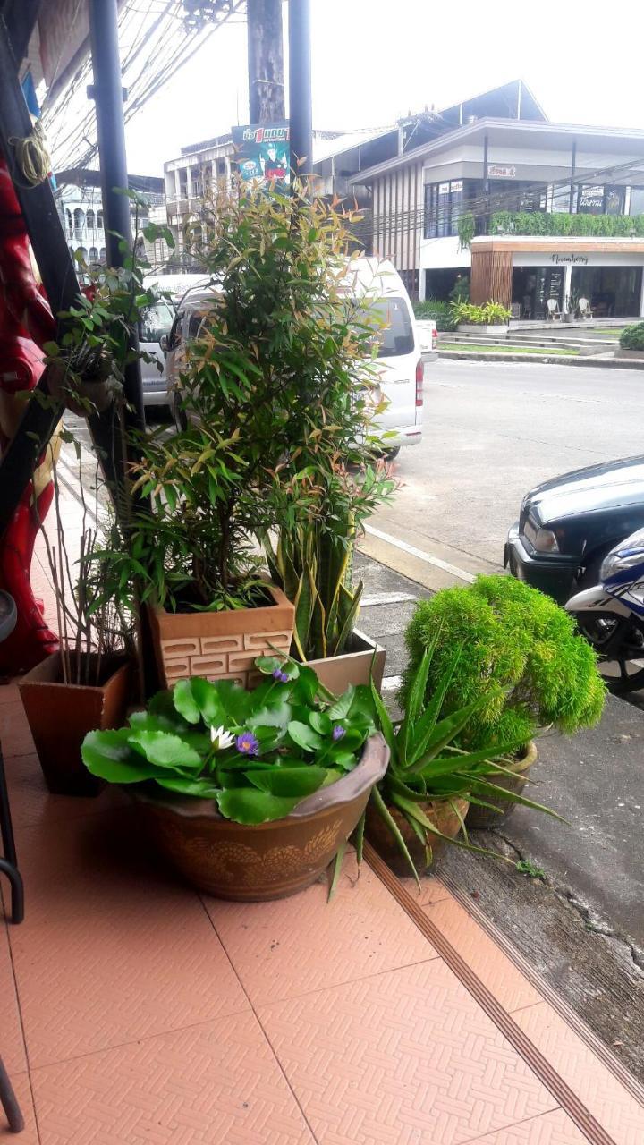 Savika Guesthouse Ranong Exterior foto
